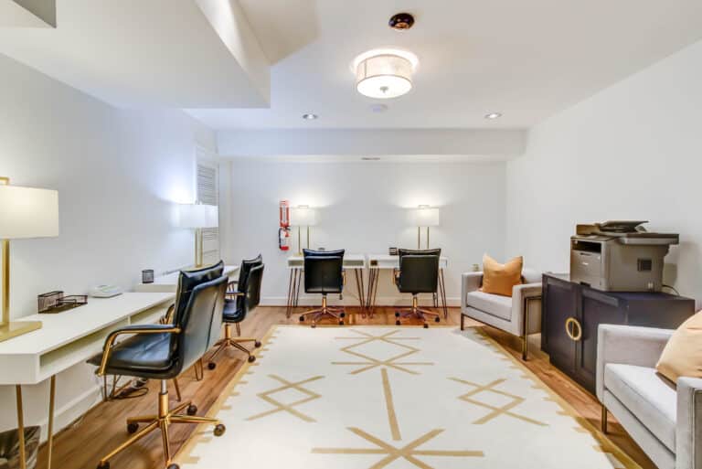 office at amfm mental health treatment in Fairfax Station, VA