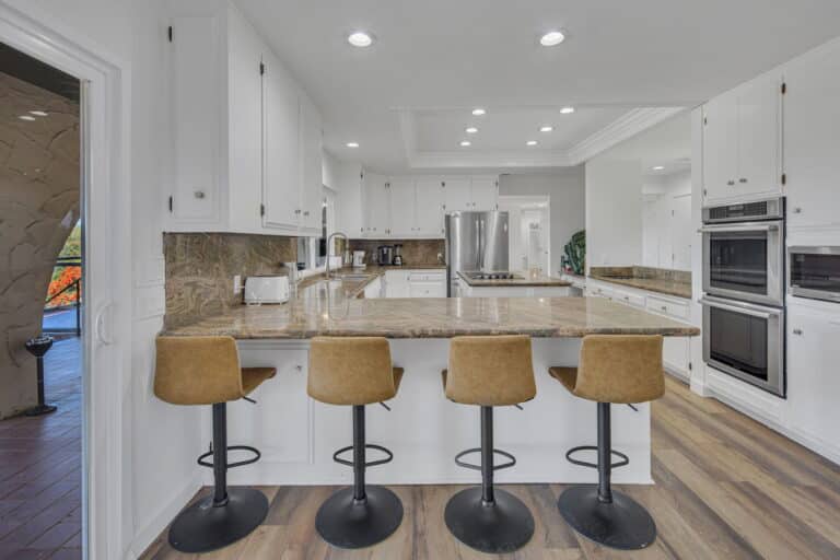 kitchen at amfm mental health treatment in fallbrook, ca. Male only treatment location.