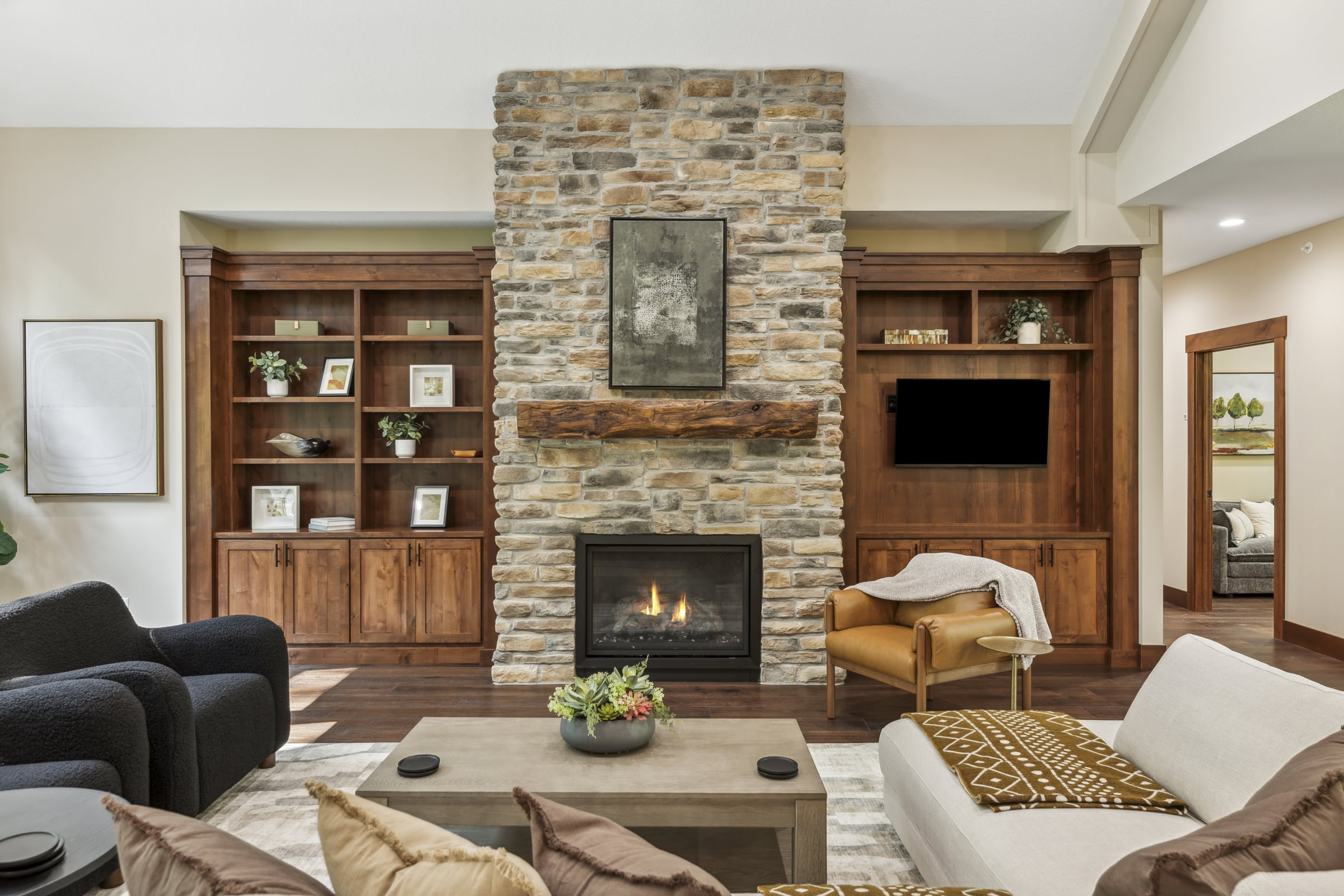 AMFM Healthcare - 12178 Arcola Trail N - 008