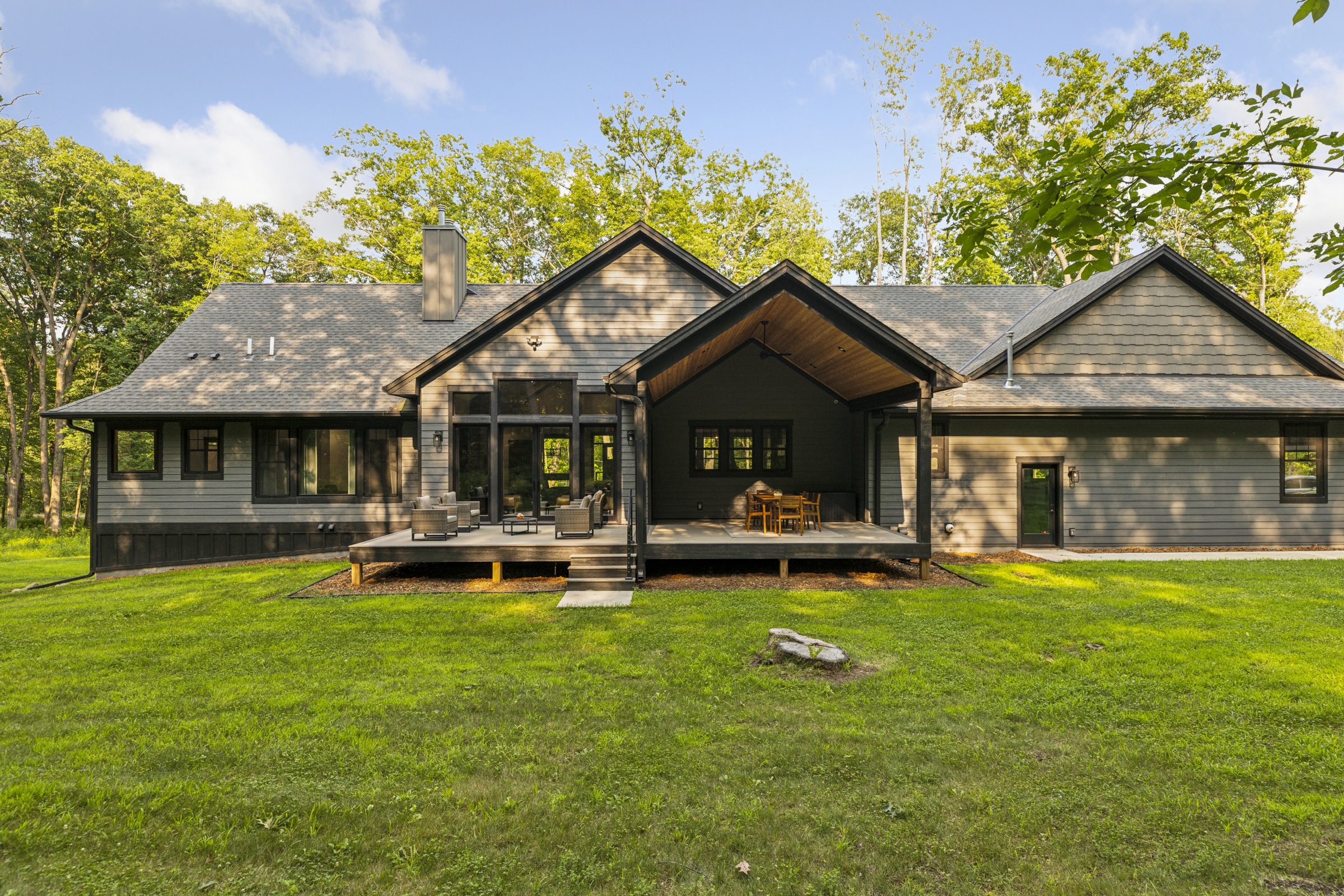 AMFM Healthcare - 12178 Arcola Trail N - 042