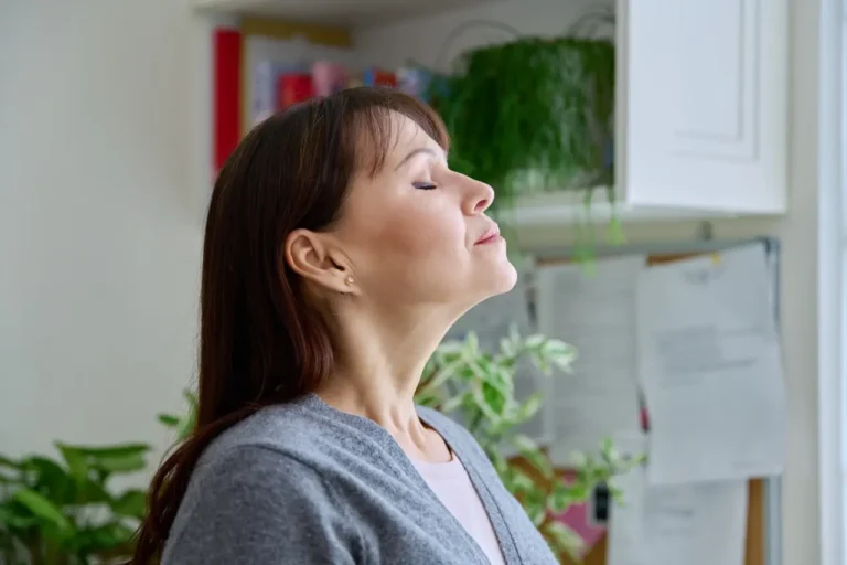 how to stop a panic attack quickly
