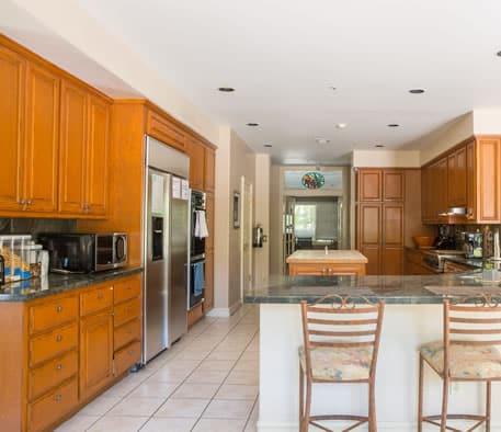 amfm-mental-health-treatment-michelles-house-kitchen