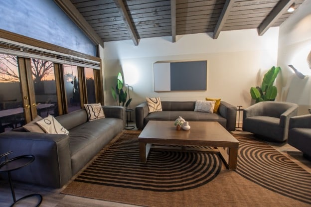 A Mission For Michael residential mental health treatment facility featuring a calm, home-like setting with comfortable furnishings where clients receive specialized care for dissociative symptoms and related conditions.