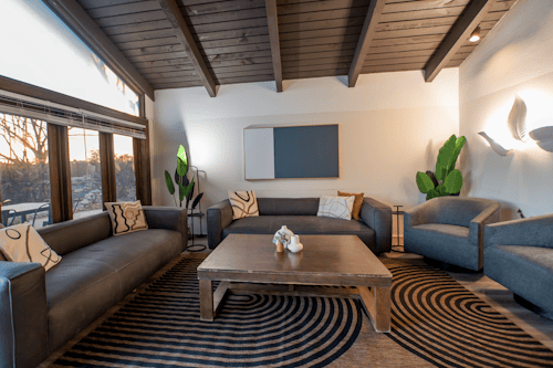 A Mission For Michael residential treatment facility featuring a warm, home-like living space with comfortable furnishings where clients receive individualized mental health care.