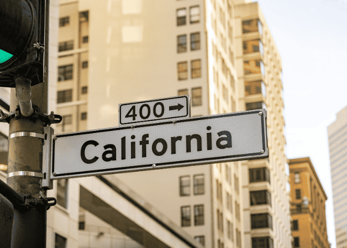 California sign representing California's mental health laws