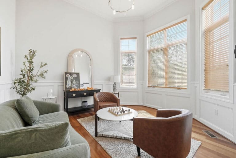 AMFM-lewinsville-rd-mclean-va-living-room